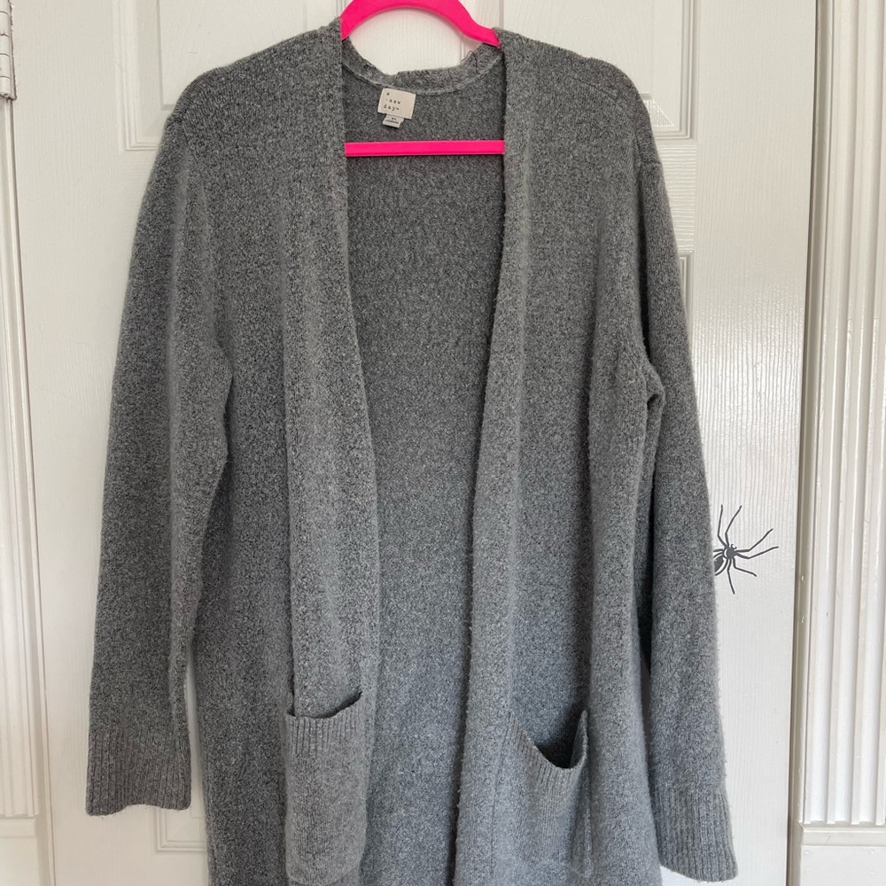 Cardigan sweater